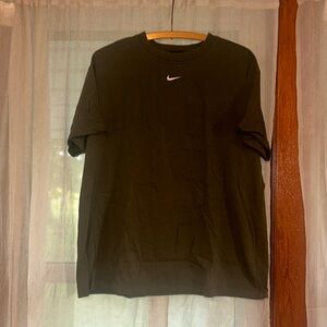 Nike Loose Fit Tee